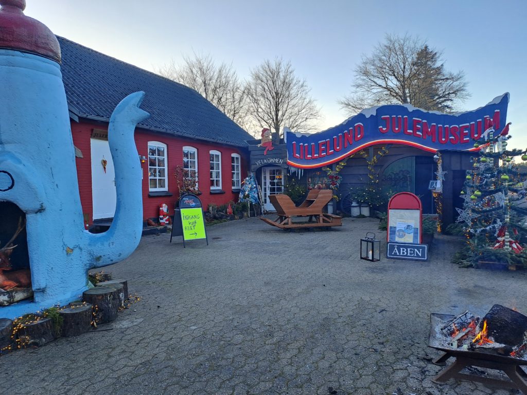 Besøg Lillelunds Julemuseum, hele året.